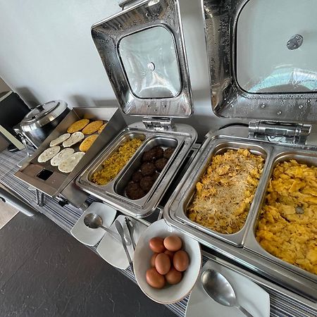Hotel Bh El Poblado Меделин Екстериор снимка