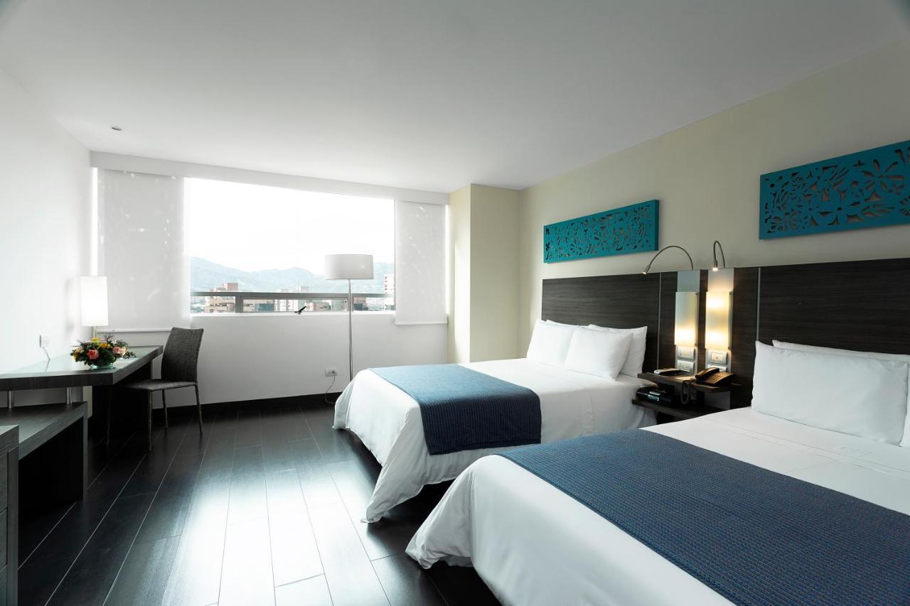 Hotel Bh El Poblado Меделин Екстериор снимка
