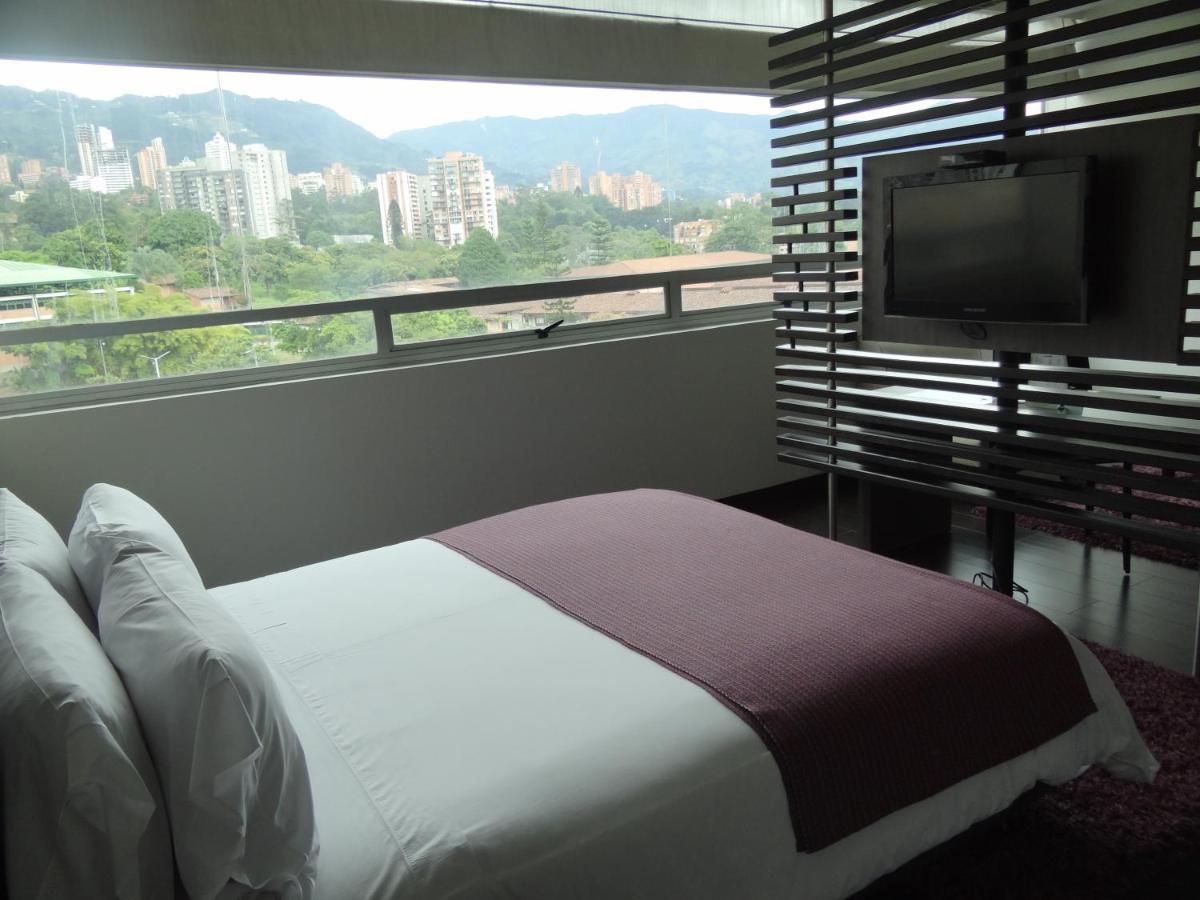 Hotel Bh El Poblado Меделин Екстериор снимка