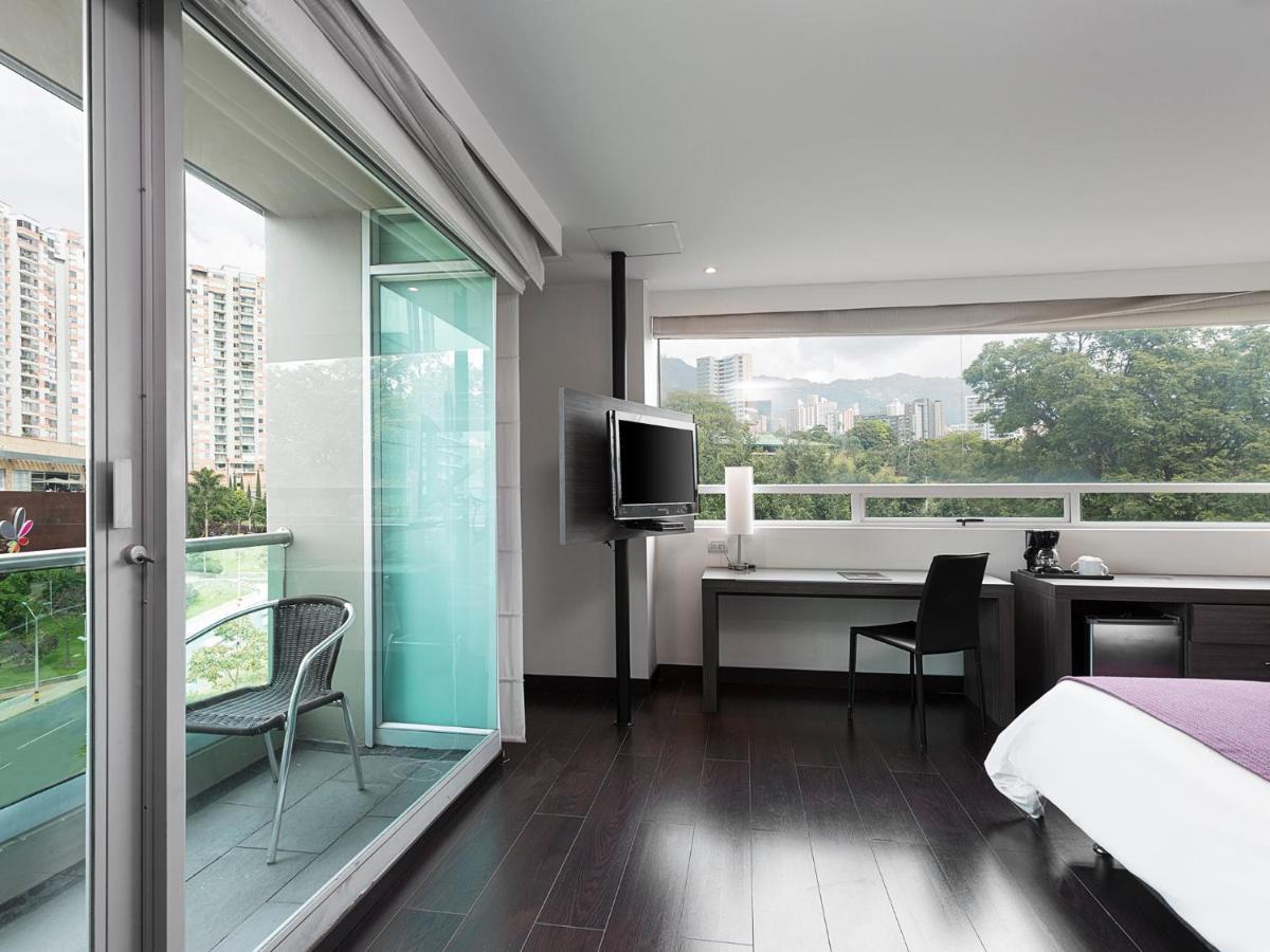 Hotel Bh El Poblado Меделин Екстериор снимка