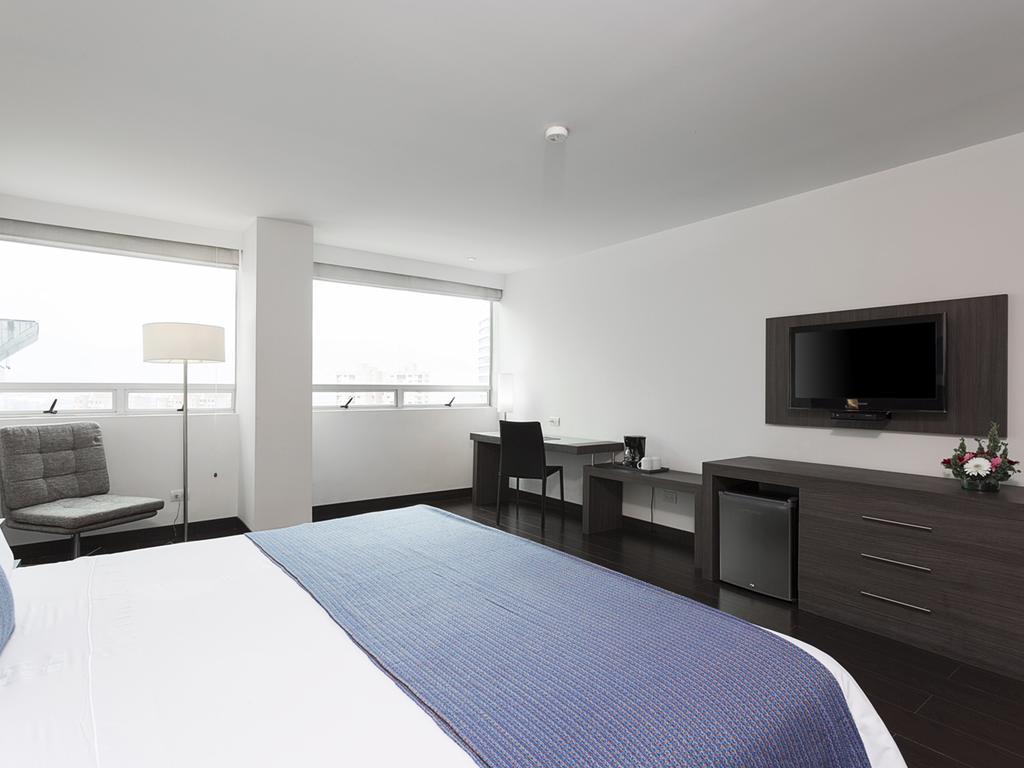 Hotel Bh El Poblado Меделин Екстериор снимка