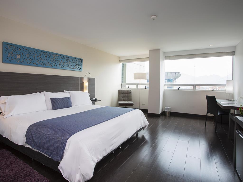 Hotel Bh El Poblado Меделин Екстериор снимка