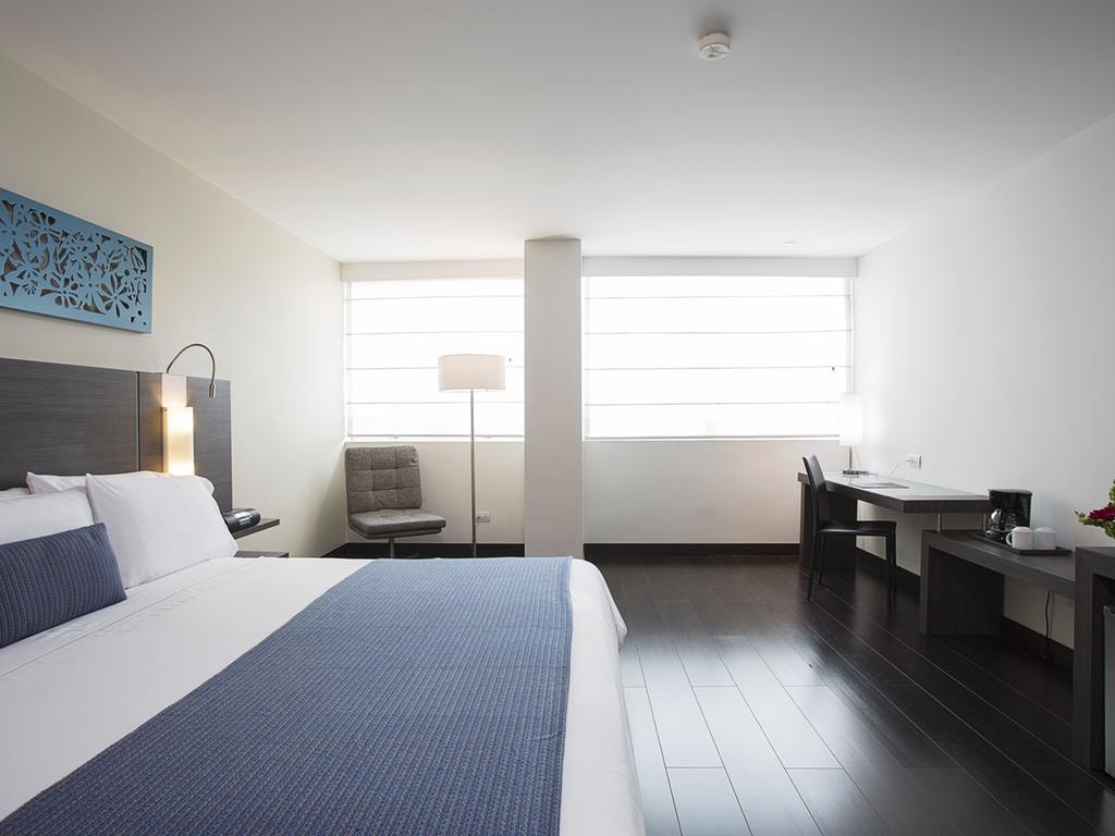 Hotel Bh El Poblado Меделин Екстериор снимка