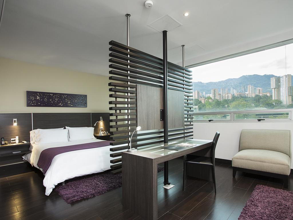 Hotel Bh El Poblado Меделин Екстериор снимка