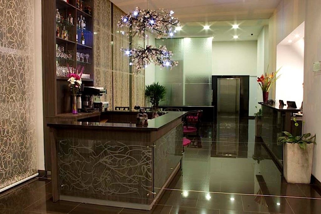 Hotel Bh El Poblado Меделин Екстериор снимка